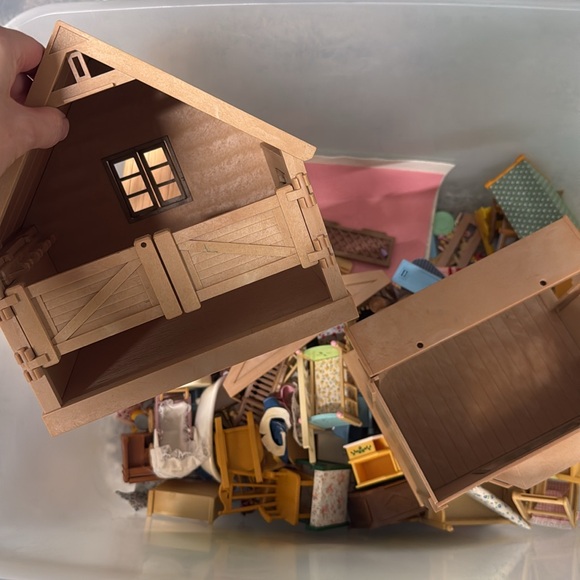 CALICO CRITTERS BOX - Picture 5 of 8